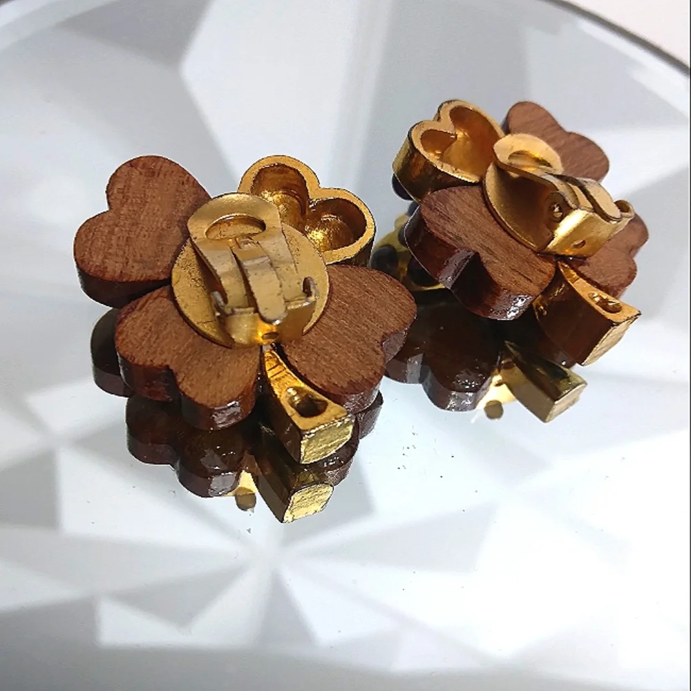 Exceptional L’OREE du BOIS France 18k Wood Amethyst 4 Leaf Clover Earrin…